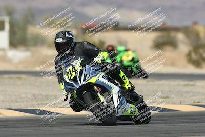 media/Nov-02-2025-CVMA (Sun) [[337aff29ab]]/Race 11-Amateur Supersport Open/